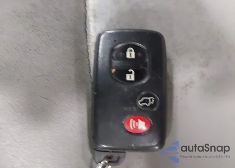 2010 Toyota Highlander Limited V6 z USA, uszkodzony, nr VIN 5TDDK3EHXAS007516